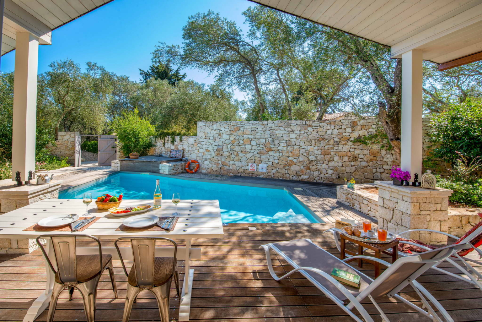 Secret Garden Paxos Villas